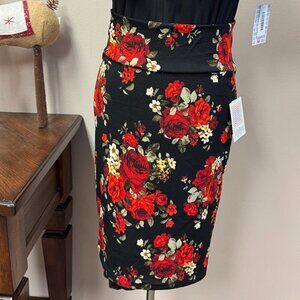 LuLaRoe Cassie Pencil Skirt Black with Red Rose print NWT size M